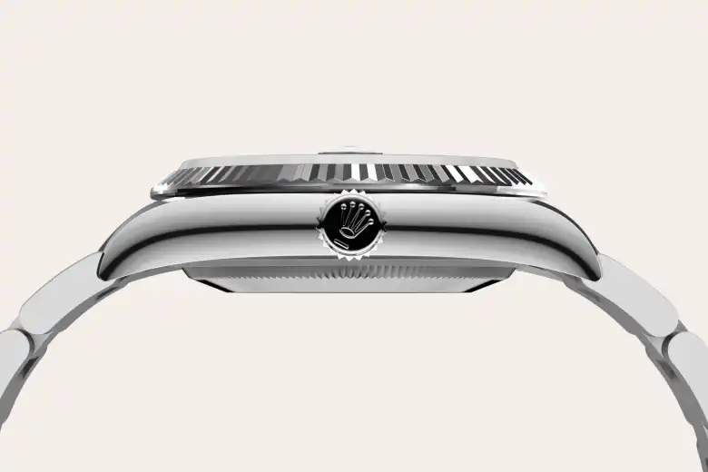 rolex M126234-0072   - Fluted bezel