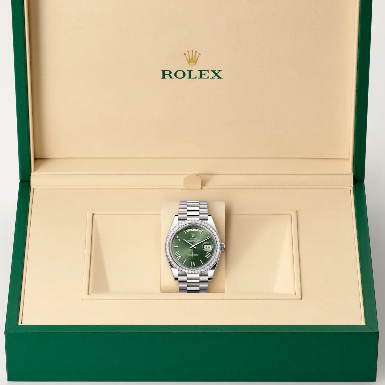 rolex M228349RBR-0030   - Diamond-set bezel