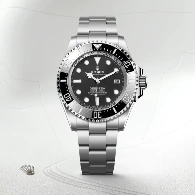 rolex M136660-0006   - Ceramic Bezel and Luminescent Display