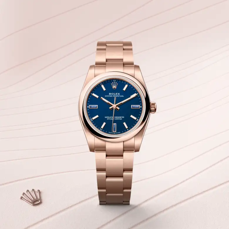 rolex M124205-0002   - Blue stone dial